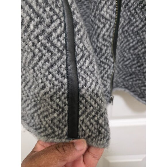 Eileen Fisher Italian Yarn Wool Blend Gray Herringbone Asymmetrical Zip Jacket W - Picture 8 of 10